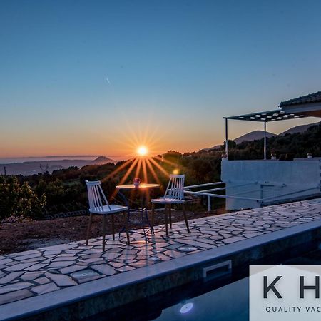 Vlachata Skoumas Villa Surrounded By Olive Trees! מראה חיצוני תמונה